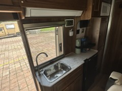 爱旅途房车 2020款2020款大通V90B型