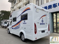 上汽大通 18款RV80 C型房车