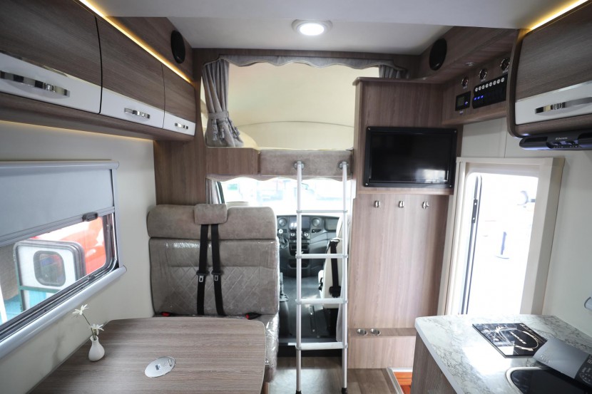 赛德房车国产依维柯C型房车 50.8万 WLH_1866