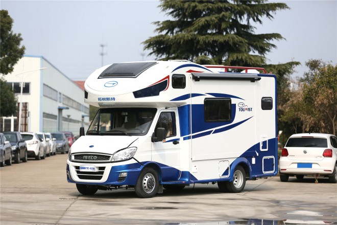 拓锐斯特依维柯C型欧尚版TIC-610A 53.8万起 2E1A3143