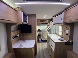 爱旅途房车 2020款V90 B型