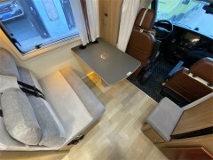 依维柯 21款览众塞拉维依维柯C型房车