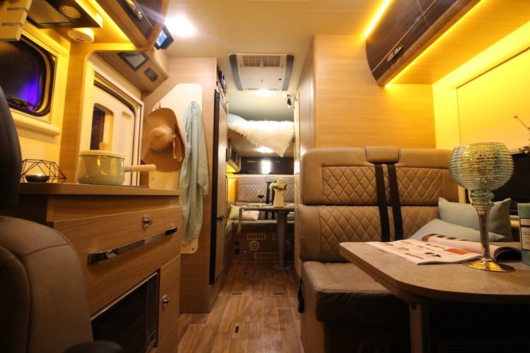 旌航房车巍浩(WH-598-1)img_9399