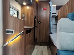 宇通 C330