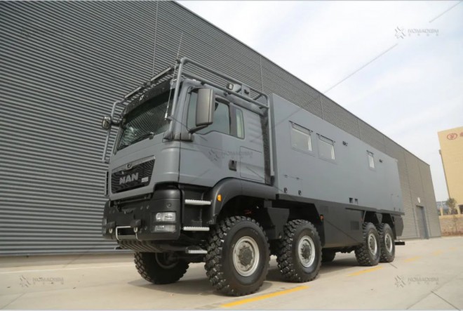 时代的领航者---诺马迪森“领航者M”越野房车图片