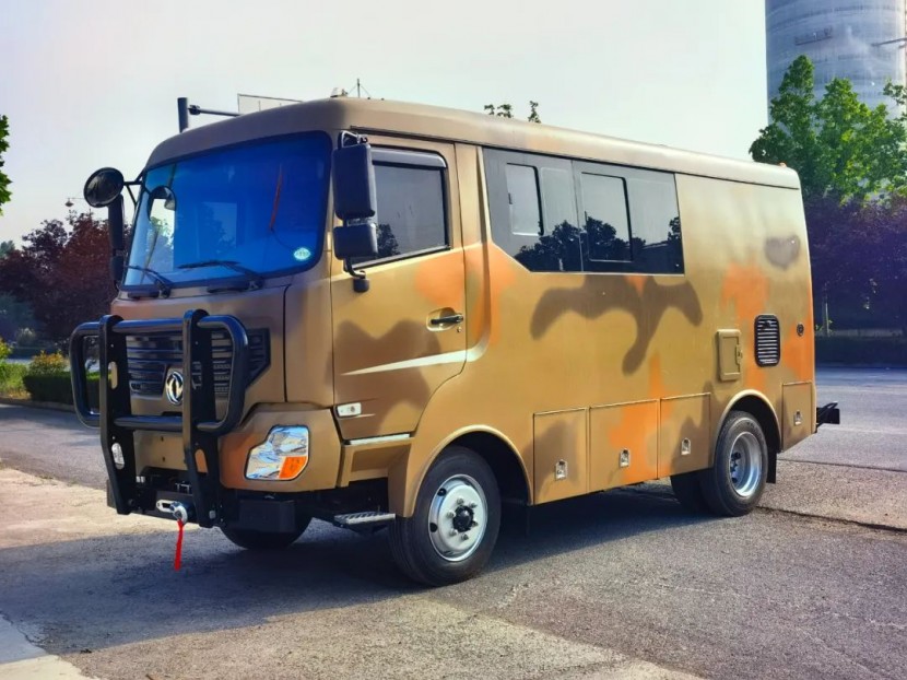 将量身定制进行到底，硬派越野房车东风挑战者“特定版”，9月2日郑州房车展，与您不见不散！cffc4454b89612fc59ef696fd93c56a7