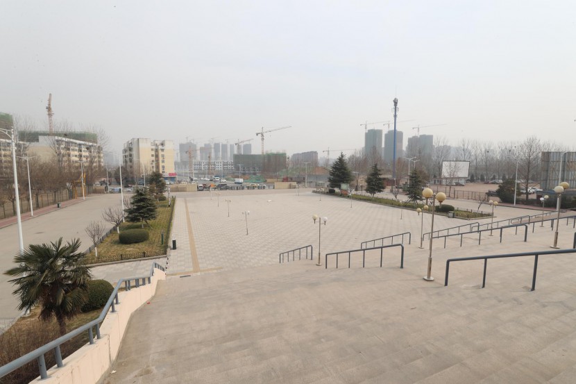 3.31郑州房车展场地河南省体育中心 WLH_2883