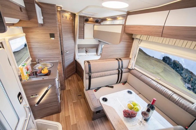 金冠房车宾歌T10，陪你一起漫步世间，收藏不一样的人间烟火！get?code=ZGVjMTU3NDVmNmUyMTZiNDNlYzhmMmUzOGEyZjcxMGIsMTY2Mzc1Mzc2NTc2Ng==