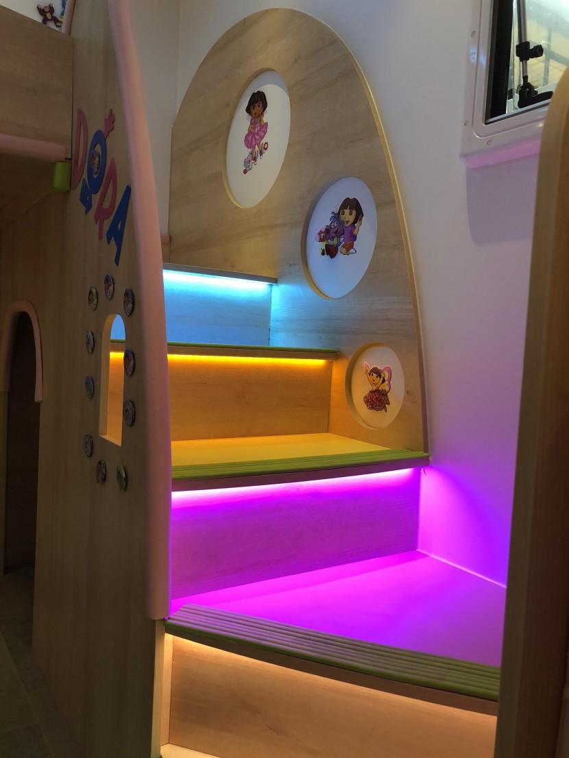 天晟房车10米营地房车  26.8万元 IMG_5940