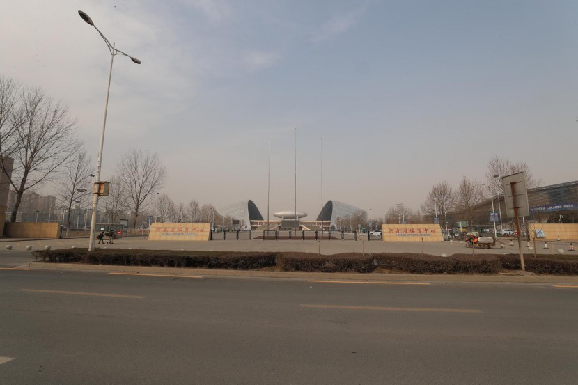 3.31郑州房车展场地河南省体育中心 WLH_3183