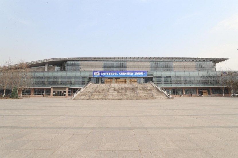 3.31郑州房车展场地河南省体育中心 WLH_3227