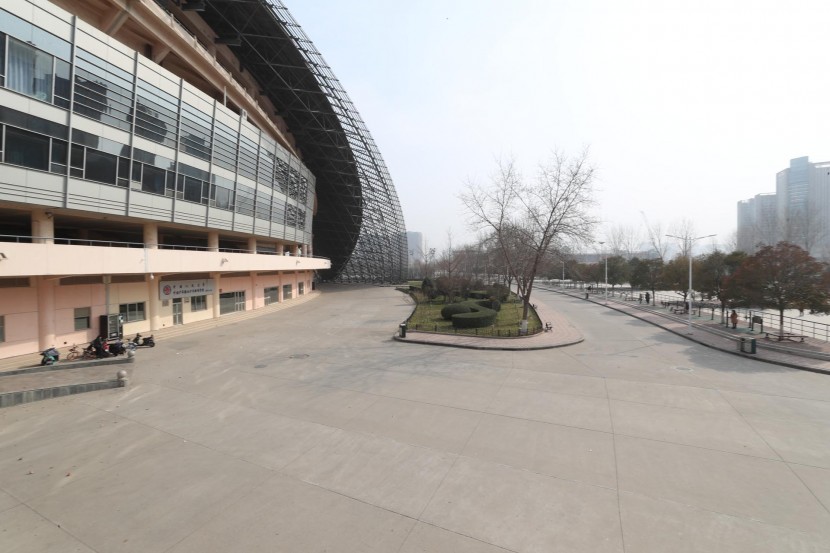 3.31郑州房车展场地河南省体育中心 WLH_3407