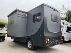 五十铃 21款700P C型房车