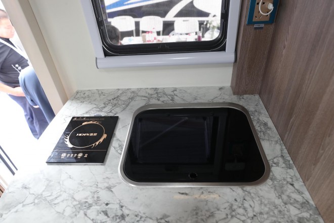 赛德房车国产依维柯C型房车 50.8万 WLH_1796