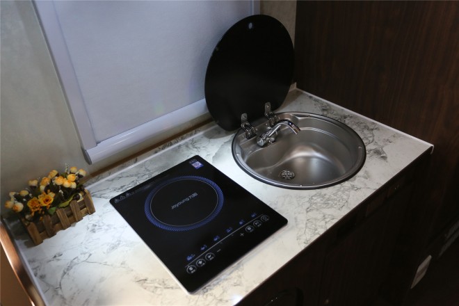 拓锐斯特依维柯C型畅游版TIC-620 55.8万起 2E1A4991