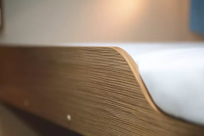 宇通依维柯欧胜C533豪华版无拓小顶房车