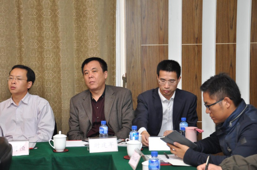 《中国房车行业标准起草和房车安全技术专题会议》在山东烟台召开 大连理工张明恒、新飞房车时建军、房车旅游网王黎晖