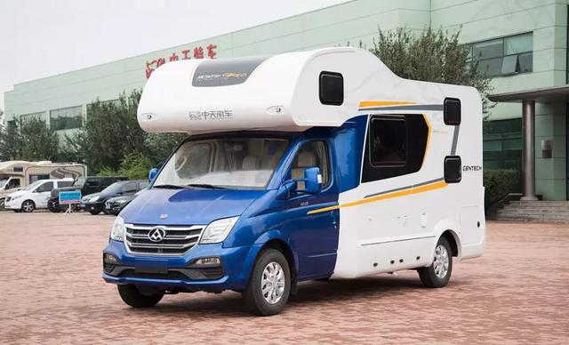 中天房车蒙特卡洛——大通AMT自动挡C型LOFT款房车1a982d5234d749adbdcdb6c896afca96