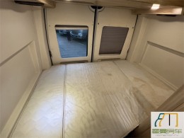 上汽大通 2018款上汽大通MAXUSRV80原厂B型房车