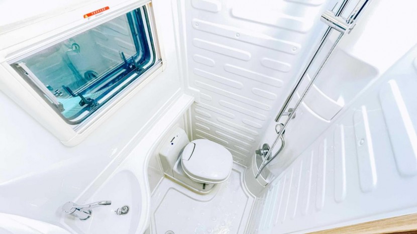 旌航福特V362T型房车,9月2日郑州房车展,风随我动,畅游随心!2a77a202e047e9c322616da4c9d32133