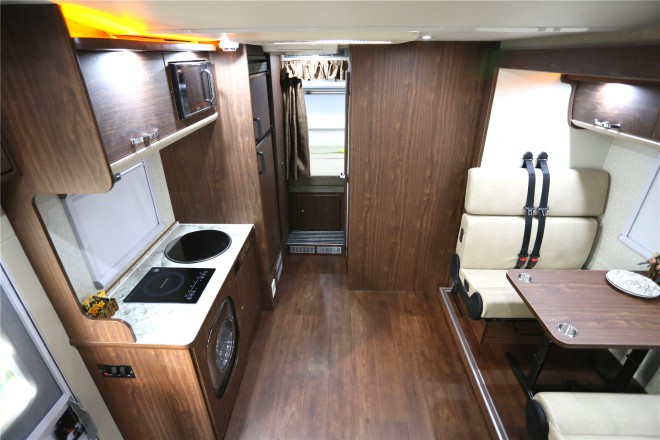 拓锐斯特依维柯C型畅游版TIC-620 55.8万起 2E1A4934