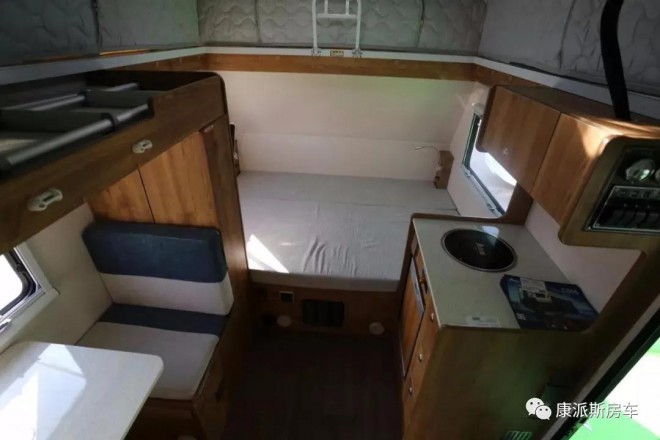 6.5洛阳房车展康派斯房车携高性能越野拖挂CS26、CS05房车亮相c0ff989b8a6146dcbf4597ab47918a39