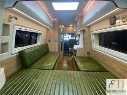 江铃 2022款江铃福特 宇通 B520 B型环形沙发版房车