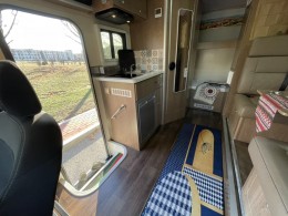 卫航 依维柯拓展房车