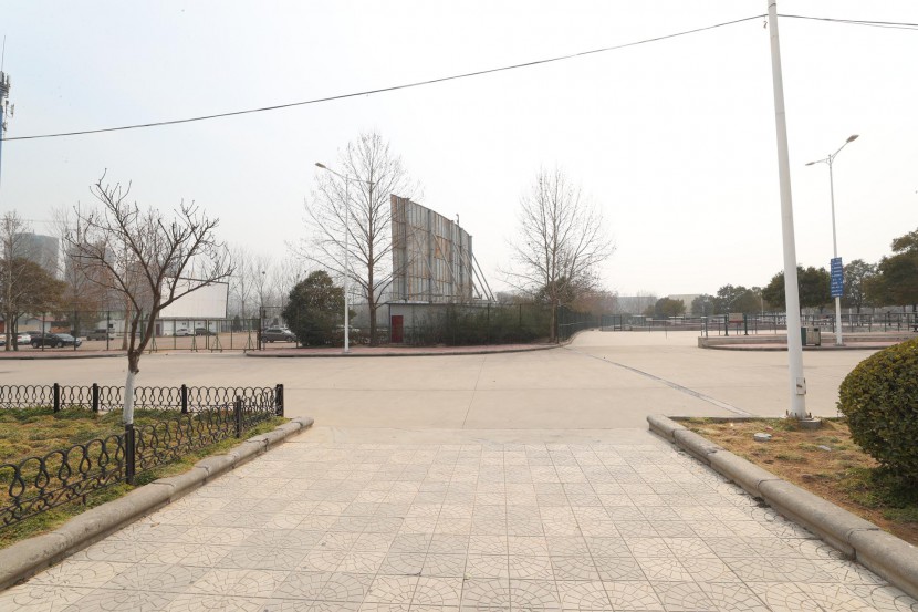 3.31郑州房车展场地河南省体育中心 WLH_2852