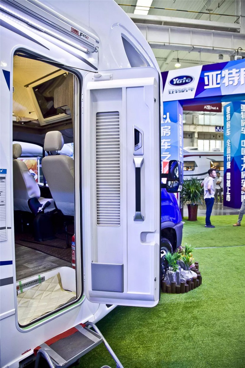 优化升级不断全新亚特尊尚型双扩展实拍