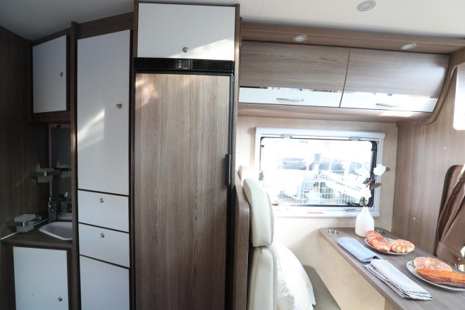 弗瑞德姆2019款全新国产依维柯自动挡T型房车锐尚版TIC-601AX 52.8万 WLH_8365