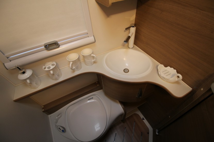 旌航房车巍浩（WH-590-II）auto_1539