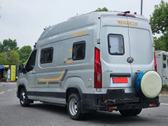 卫航房车 2021款V590 无中门