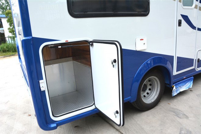 拓锐斯特依维柯C型菁英版 48.8万起 DSC_0158