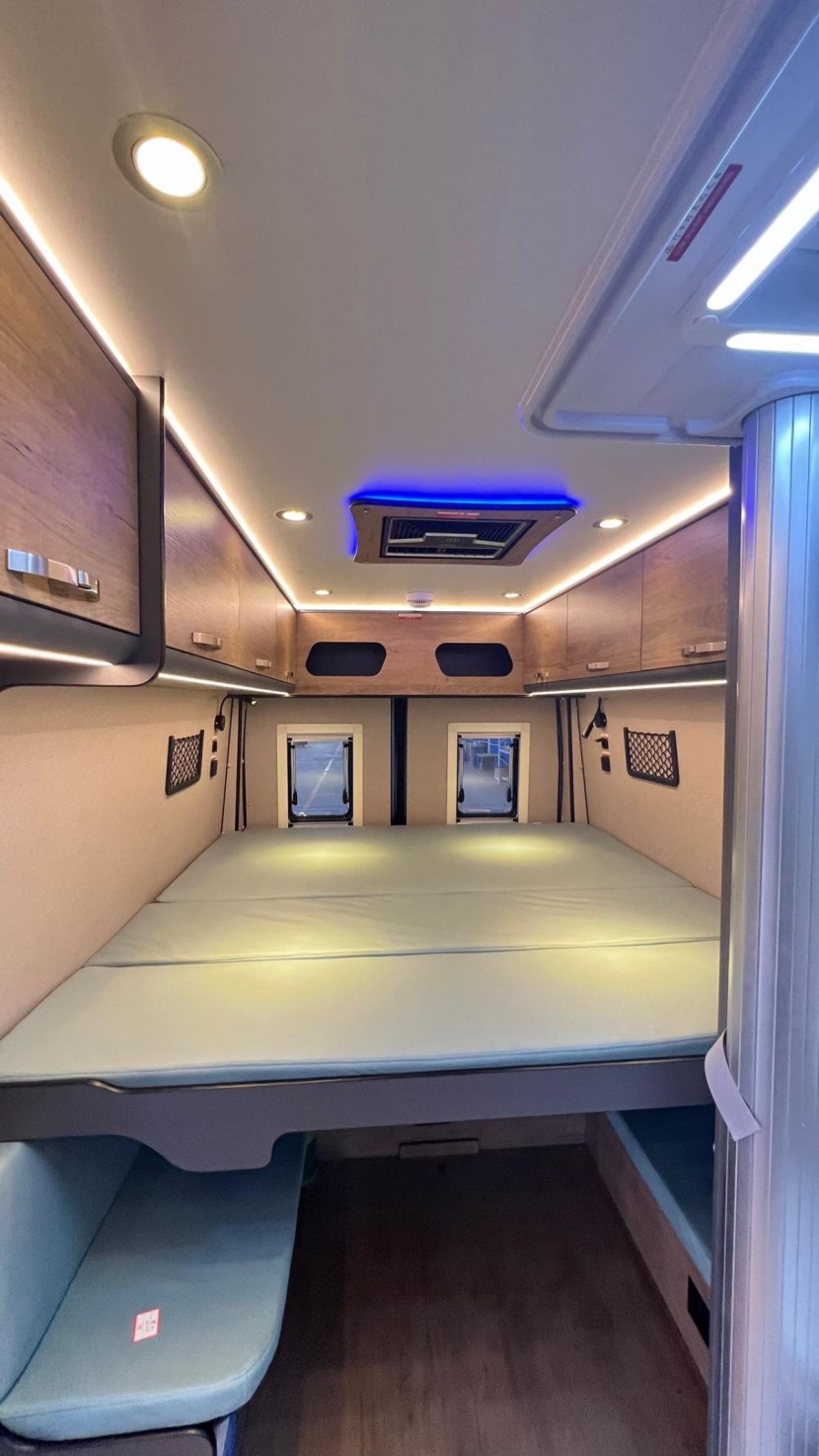 七狼大通V90B型房车——极目可见山海，抬头璀璨星空！dab737f991ded07bdd755b4ddd4a0eca