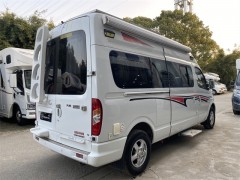 上汽大通 17款大通V80 B型房车