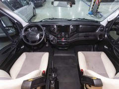 宇通 2021款2021款C533旗舰版双拓展