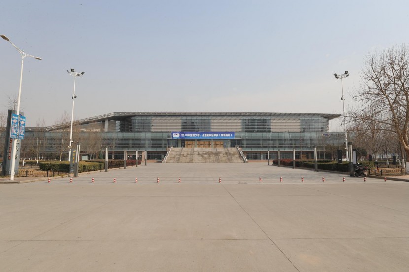 3.31郑州房车展场地河南省体育中心 WLH_3142