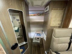 卫航 依维柯拓展房车