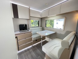 瑞弗房车 D470