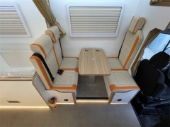 2024款歌睿途大通V90 C型 小型旅居车