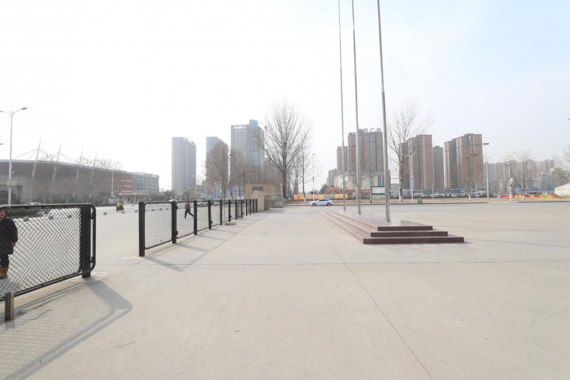 3.31郑州房车展场地河南省体育中心 WLH_3656