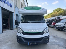 齐星   2019款依维柯后拓展C型房车