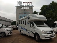36.8万元起 盛弘房车大通C型自动挡房车