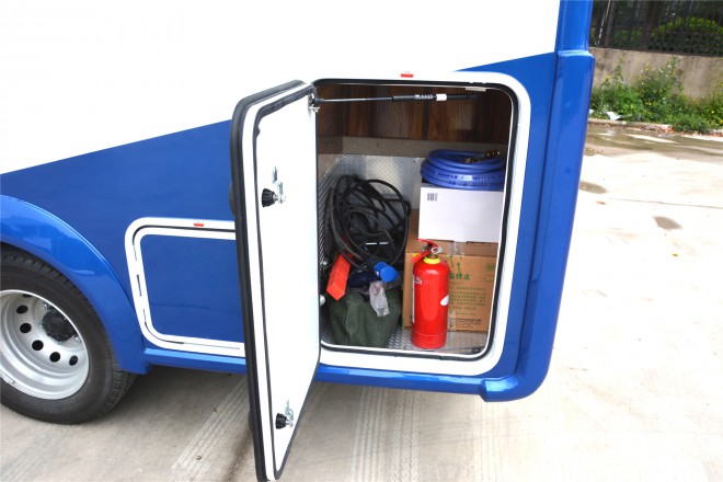 拓锐斯特依维柯C型菁英版 48.8万起 DSC_0161