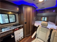 齐星依维柯 C型房车