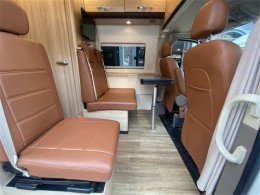 上汽大通 18款大通旅行家V80 B型房车