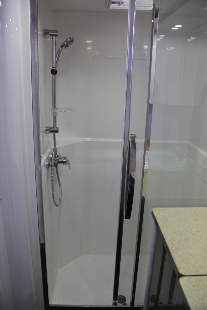 戴德隆翠R19B国内营地版拖挂房车 15.5万元 IMG_9285