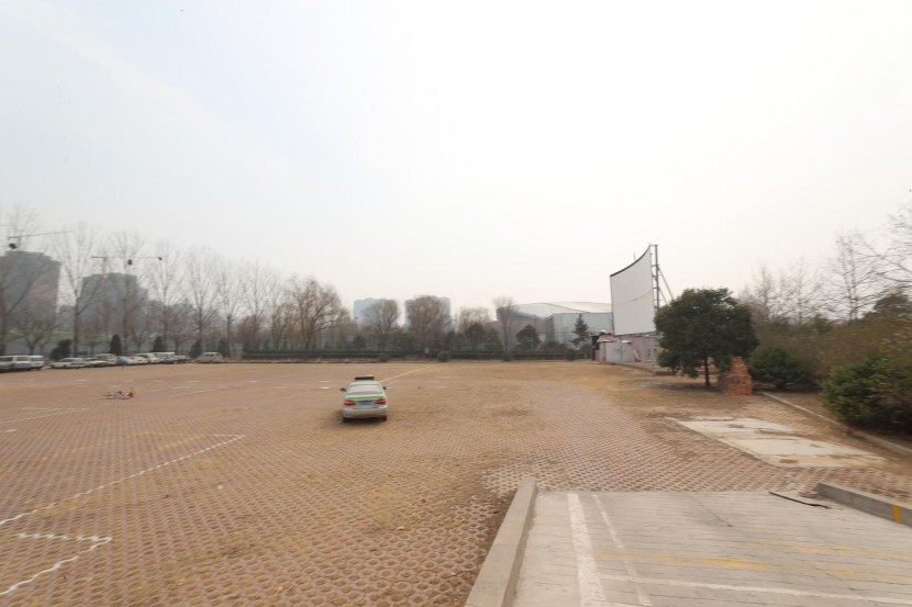 3.31郑州房车展场地河南省体育中心 WLH_2826