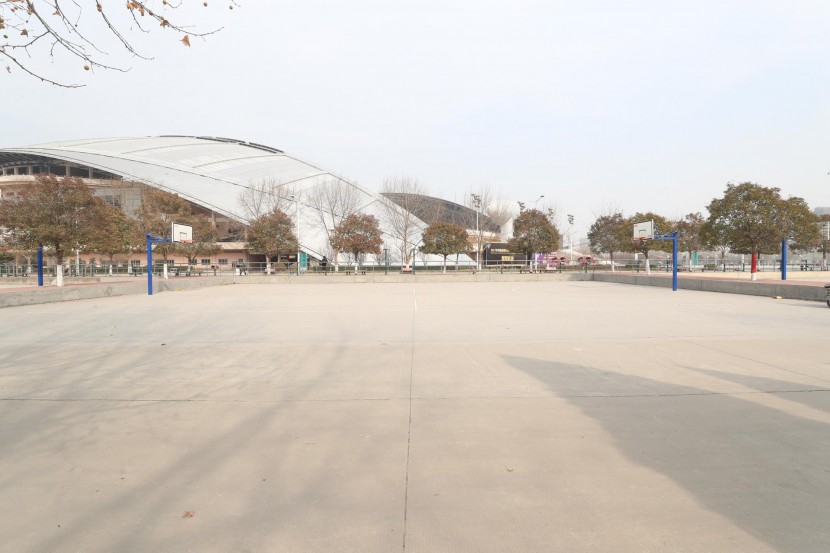 3.31郑州房车展场地河南省体育中心 WLH_3341